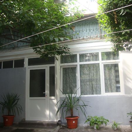 Apartment Nina Tbilisi Exterior photo